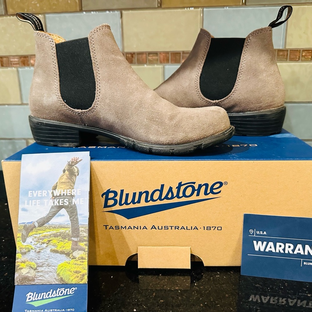 Blundstone Women's Chelsea Ankle Boots Dk Grey Size 8.5 US (5.5 AU/UK*) EUC!